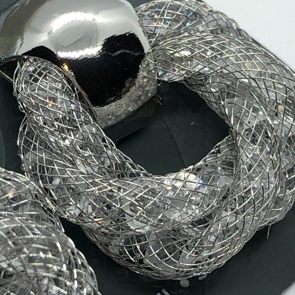 Minicci NWT Silver Tone Crystal in Mesh Tubes Elegant Unique Sparkly Earrings - Picture 3 of 6